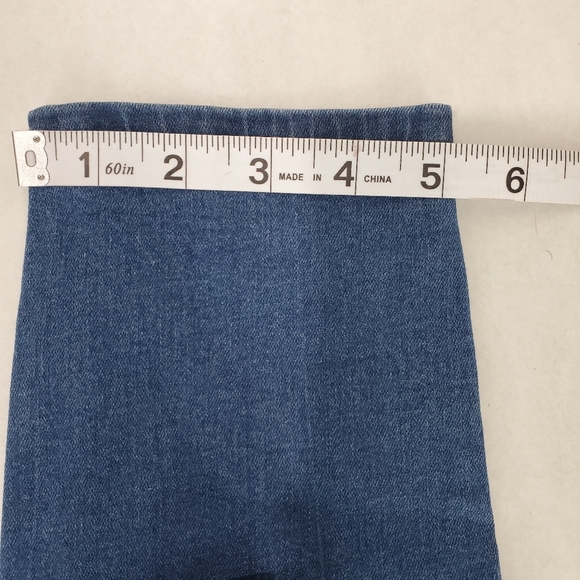 Fashion Nova Squat Like That Booty Lifting Jeans Medium Blue Wash Skinny Size 7 - Picture 9 of 13